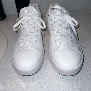 Rodger advantage on clouds